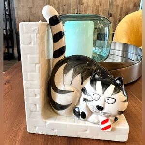 Takahashi Ceramic Cat Bookend